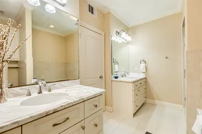 1418 Avenue M 1/2, Galveston, TX 77550 - Photo 19