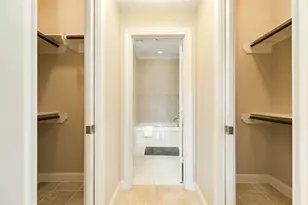 1418 Ave M 1/2, Galveston, TX 77550 - Photo 17