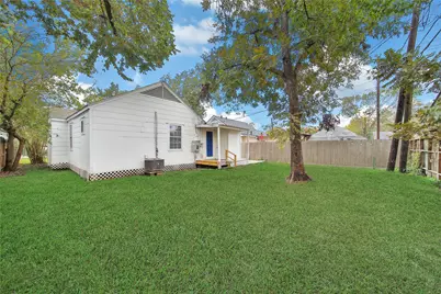 7707 Arberry Street, Houston, TX 77012 - Photo 11