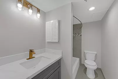 3525 Sage Rd #304, Houston, TX 77056 - Photo 27