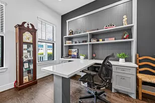3508 Harvest Dance Dr, Houston, TX 77008 - Photo 5
