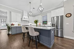 3508 Harvest Dance Dr, Houston, TX 77008 - Photo 9