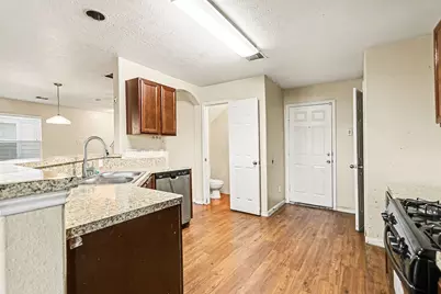 834 Darbydale Crossing Lane, Houston, TX 77090 - Photo 7