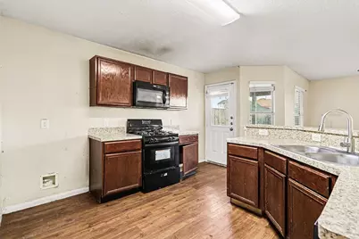 834 Darbydale Crossing Lane, Houston, TX 77090 - Photo 9