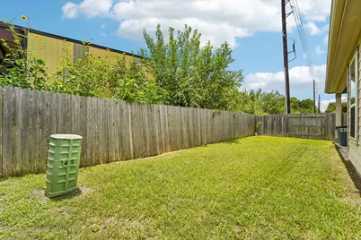 2615 White Bluff Lane, Houston, TX 77038 - Photo 17