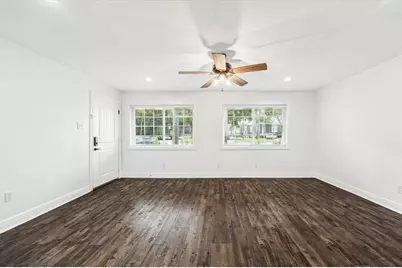 12633 Memorial Drive #227, Houston, TX 77024 - Photo 7
