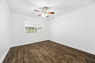 12633 Memorial Dr, Houston, TX 77024 - Photo 3