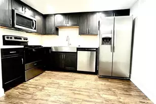 12633 Memorial Dr, Houston, TX 77024 - Photo 13