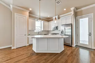 6 Compass Cir, Galveston, TX 77554 - Photo 9