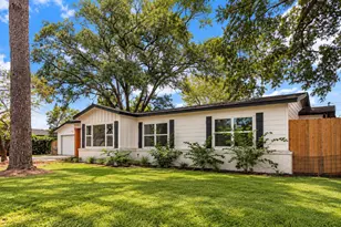 10026 Whiteside Ln, Houston, TX 77080 - Photo 3