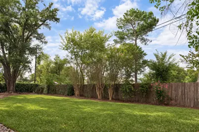 10026 Whiteside Lane, Houston, TX 77080 - Photo 29