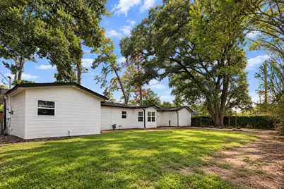 10026 Whiteside Lane, Houston, TX 77080 - Photo 27
