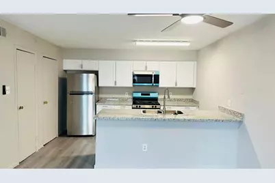 10001 Westpark Drive #86, Houston, TX 77042 - Photo 3