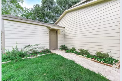 303 Baker Drive, Tomball, TX 77375 - Photo 33