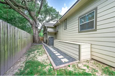 303 Baker Drive, Tomball, TX 77375 - Photo 35