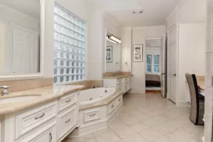 10 Snow Pond Pl, The Woodlands, TX 77382 - Photo 21