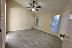 7575 Cambridge St, Houston, TX 77054 - Photo 3