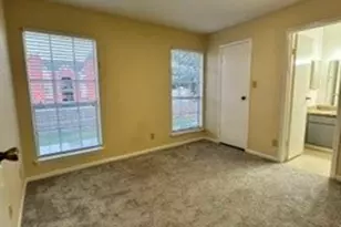 7575 Cambridge St, Houston, TX 77054 - Photo 7