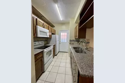 7575 Cambridge Street #2305, Houston, TX 77054 - Photo 1