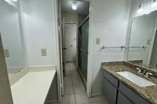7575 Cambridge St, Houston, TX 77054 - Photo 5