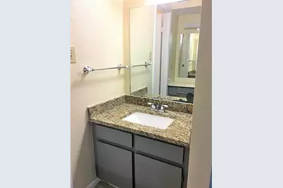7575 Cambridge Street #2305, Houston, TX 77054 - Photo 11