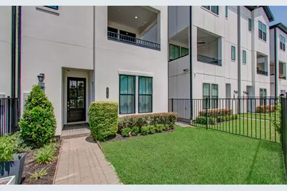 2816 Grand Fountains Drive #B, Houston, TX 77054 - Photo 3