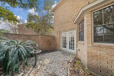 55 Bayou Pointe Drive, Houston, UT 77063 - Photo 37