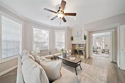 55 Bayou Pointe Drive, Houston, UT 77063 - Photo 13