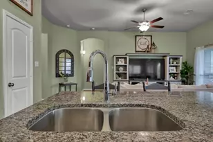 186 Brock's Ln, Montgomery, TX 77356 - Photo 11