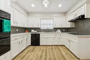 1502 Big Horn Dr, Houston, TX 77090 - Photo 7