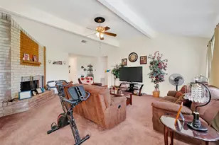 14003 Valley Grove Dr, Houston, TX 77066 - Photo 7