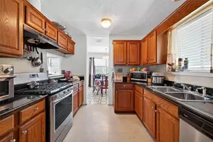 14003 Valley Grove Dr, Houston, TX 77066 - Photo 11