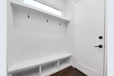 1715 Maravilla Drive, Houston, TX 77055 - Photo 13