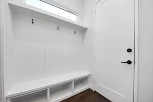 1715 Maravilla Dr, Houston, TX 77055 - Photo 13