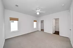 1715 Maravilla Dr, Houston, TX 77055 - Photo 19