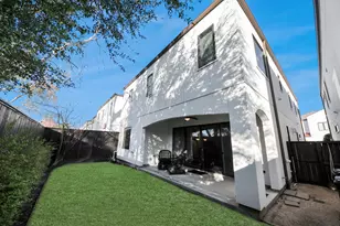 1715 Maravilla Dr, Houston, TX 77055 - Photo 29