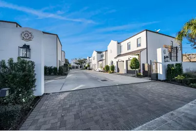 1715 Maravilla Drive, Houston, TX 77055 - Photo 31