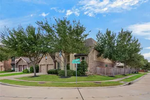 3505 Harvest Moon Lane, Pearland, TX 77584 - Photo 3