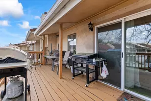 41 Regency Pt, Conroe, TX 77356 - Photo 13