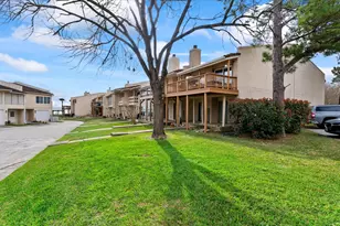 41 Regency Pt, Conroe, TX 77356 - Photo 11