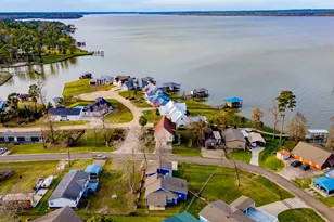 400 Woodland Shores Dr, Point Blank, TX 77364 - Photo 3