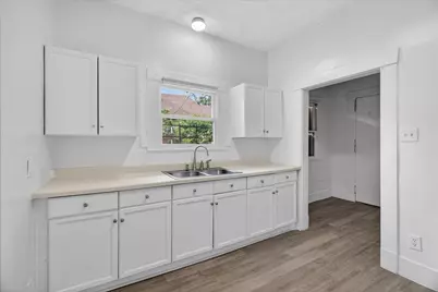 1607 Holman Street, Houston, TX 77004 - Photo 11