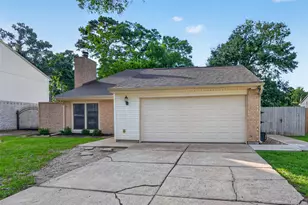 3119 Silver Falls Dr, Kingwood, TX 77339 - Photo 3