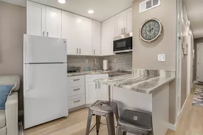 6102 Seawall Boulevard #390, Galveston, TX 77551 - Photo 5