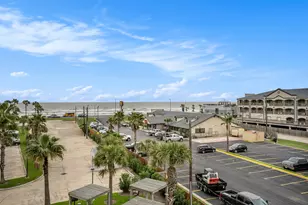 6102 Seawall Blvd, Galveston, TX 77551 - Photo 17