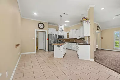 147 Eagle Nest Court, Richwood, TX 77566 - Photo 9