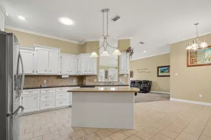 147 Eagle Nest Ct, Richwood, TX 77566 - Photo 11