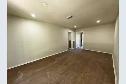 12815 Segrest Drive, Houston, TX 77047 - Photo 5