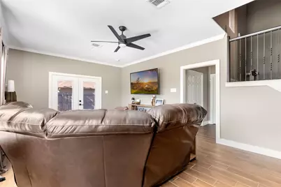 2201 Maple Avenue, Liberty, TX 77575 - Photo 17