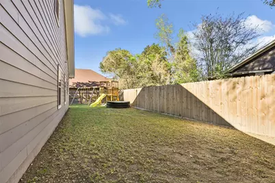 2201 Maple Avenue, Liberty, TX 77575 - Photo 33
